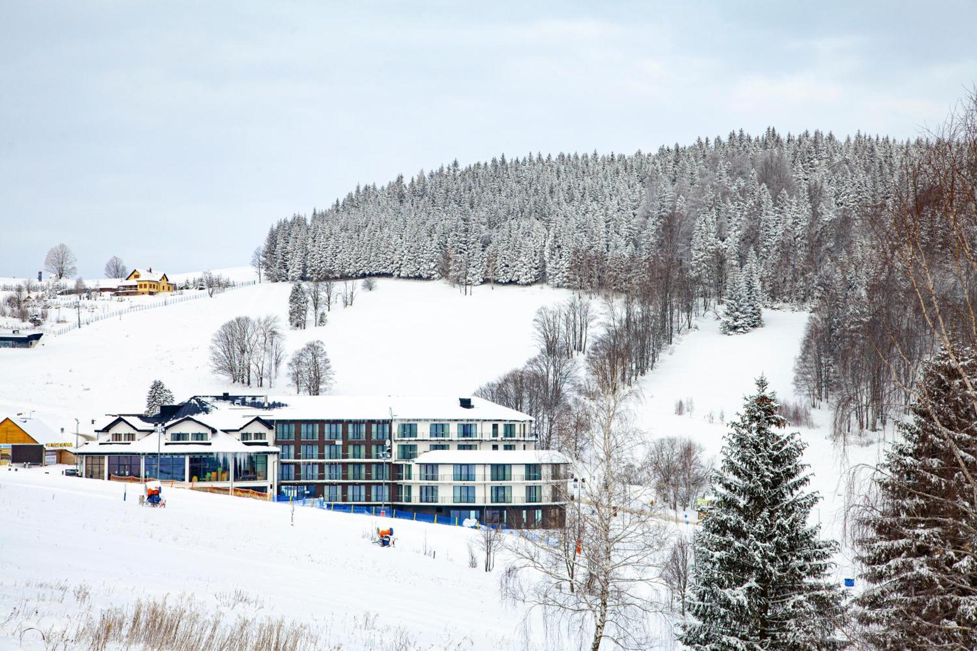 Czarna Perla - Czarna Gora Resort Stronie Śląskie Exteriér fotografie